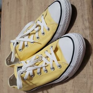 NWOT Yellow Converse